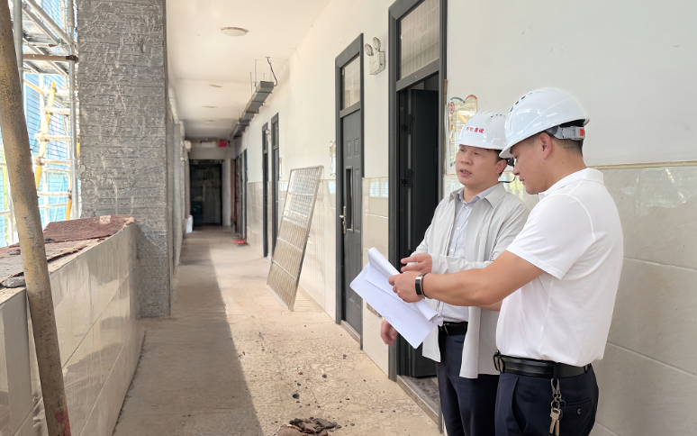 宋任飞督导消防安全风险隐患“十大重点攻坚”整治工作