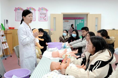湘潭县：孕妇学校为母婴健康护航