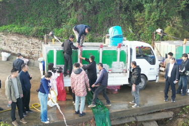 80万尾鱼苗集体“落户”！湘潭县开展增殖放流活动