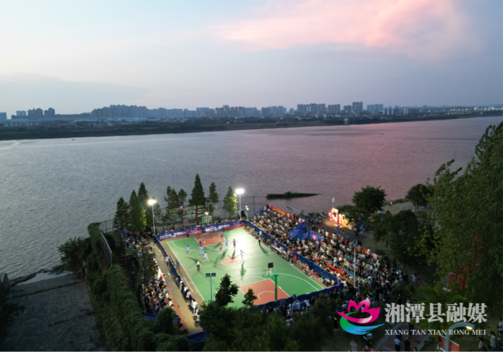 09 2025年湘潭“天易杯”嗨BA篮球赛9.png