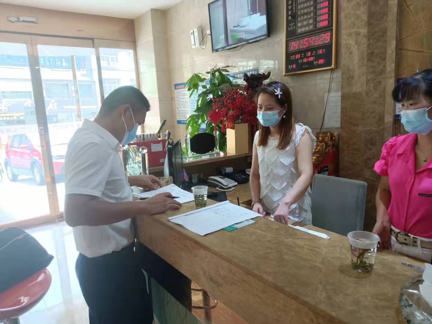 1ED00016-F699-40FA-B2C4-BCFC449FCC3C.jpeg 1ED00016-F699-40FA-B2C4-BCFC449FCC3C.jpeg