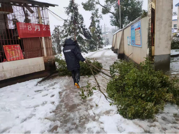 浴“雪”奋战党旗扬,除雪保畅领航者(1)440.png 浴“雪”奋战党旗扬,除雪保畅领航者(1)440.png