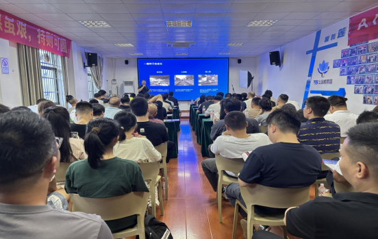 “AI智赋 极简创业”，共探外贸出海新机遇——湖南湘潭跨境创业生态峰会启幕