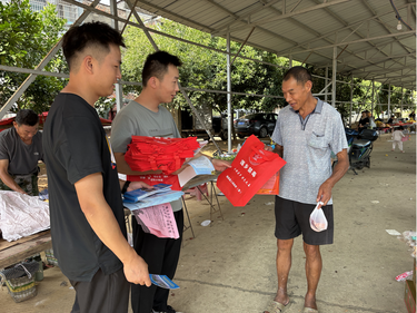 中路铺镇：禁毒宣传进乡村，护苗行动润未来