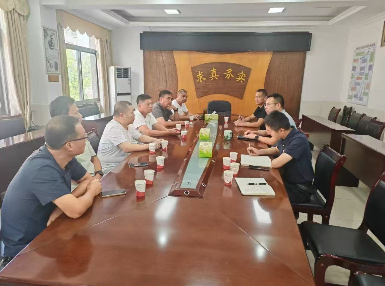 易俗河镇：禁烧巡查齐发力，蓝天卫士显担当