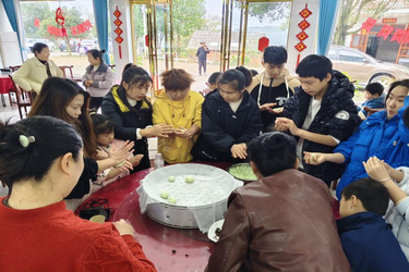 中路铺镇中心小学：师者仁心赴春光   乡村教育绽芳华 