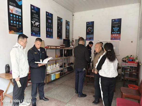 联合执法筑牢金融防线——石潭镇多部门联合查处非法平台运营机构