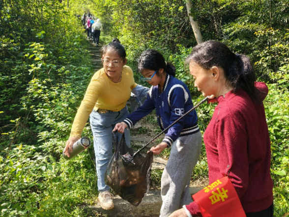 流量之下，全力以“护”——石鼓镇以精细服务托举文旅热度