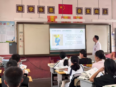 护航青春心灵 助力健康成长——谭家山镇举办青少年心理健康专题讲座