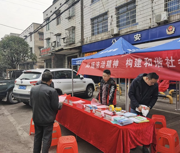 河口镇：爱心汇聚，情暖四方——开展国际志愿者日活动