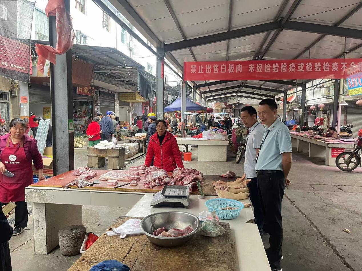 青山桥镇：整治“白板肉”，吃上“放心肉”