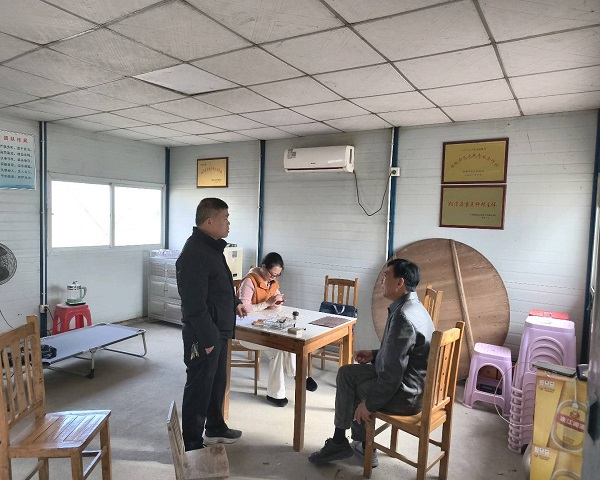 深学细悟强监管 实地巡检护民生——石潭镇开展农产品质量安全巡查工作