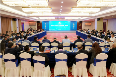 湘潭县举行“校友回湘”座谈会