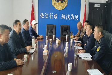银发生辉献良策 把脉执法促提升——湘潭县交通运输局银发人才工作站开展交通执法专题调研