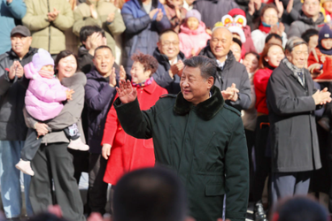 独家视频丨习近平向全国各族人民致以新春祝福
