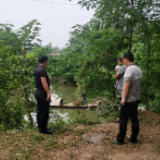 冷水滩区曲河社区：拆除沿岸违建钓鱼台