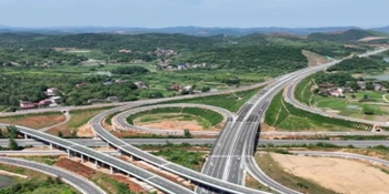 因“湘超”结缘，为非遗点赞——江苏泰兴网友情系黄阳司，小镇借势展新姿