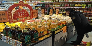 岚角山街道开展节前食品安全专项检查