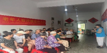 白竹亭社区开展老年人防诈骗宣传活动