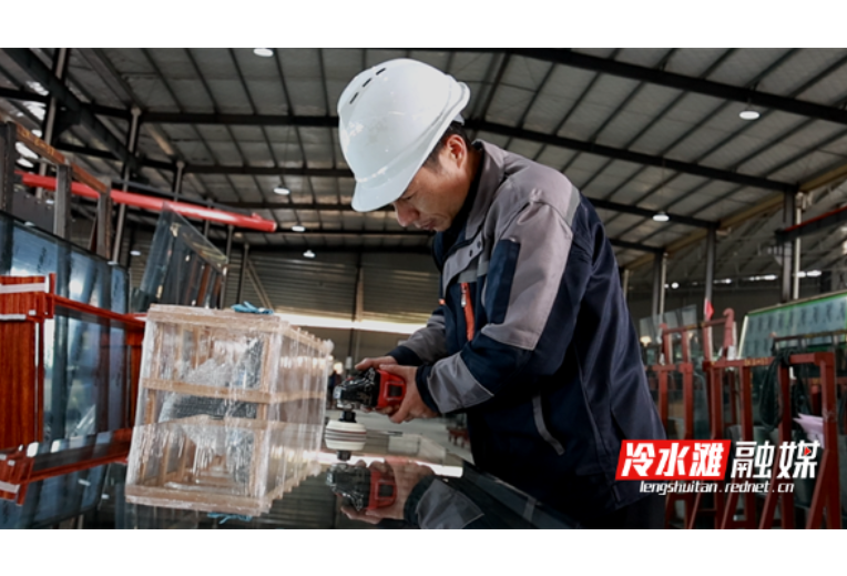 永州冷水滩：乡村“小工厂”搭建就业“大舞台”