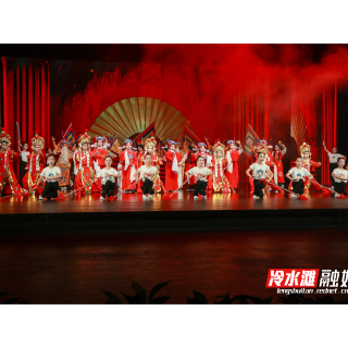 冷水滩区举行第十八届城区小学生艺术节“陆港美高杯“文艺汇演