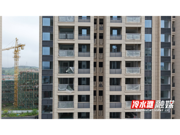 永州冷水滩：战高温抢进度 公租房建设冲刺交付
