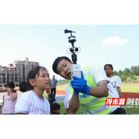 永州冷水滩：酸碱变色 “魔法课”点燃童心 萌娃争当“环保小卫士 ”