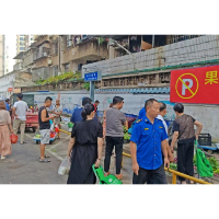 梅湾街道：规范地摊经济  优化营商环境