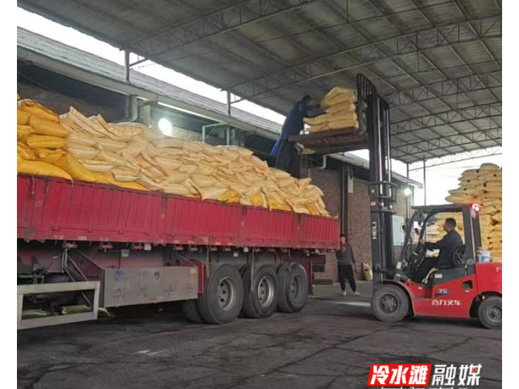 冷水滩区供销社：春耕“粮草官”织密农资保供网