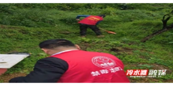 菱角山街道忠烈社区开展禁种铲毒集中宣传活动