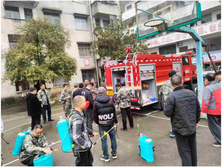 伊塘镇组织开展森林防火实战演练