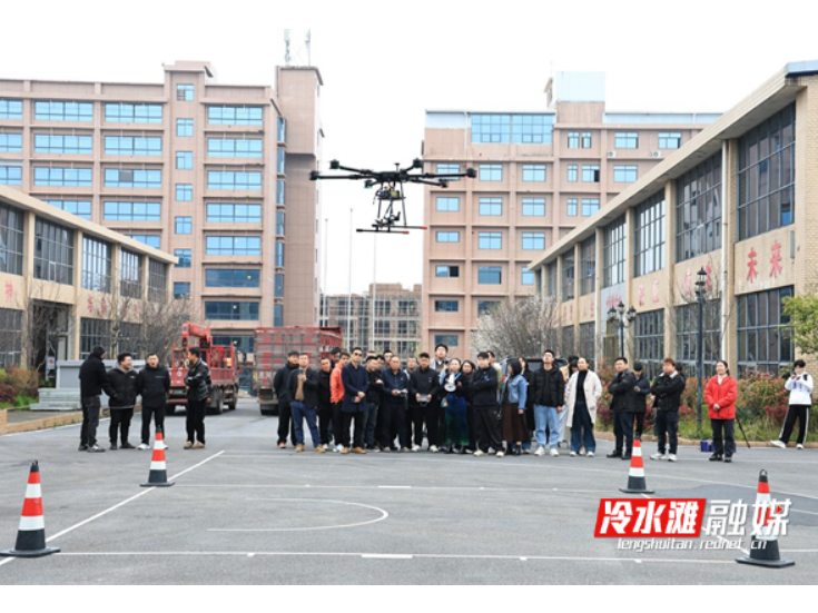 永州冷水滩：无人机培训“飞”出就业新路径