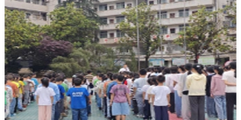 翠竹园社区将“生命守护课”搬进校园