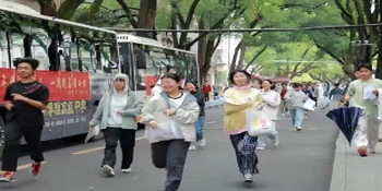冷水滩：铃声响起 拥抱为序 少年奔赴人生旷野