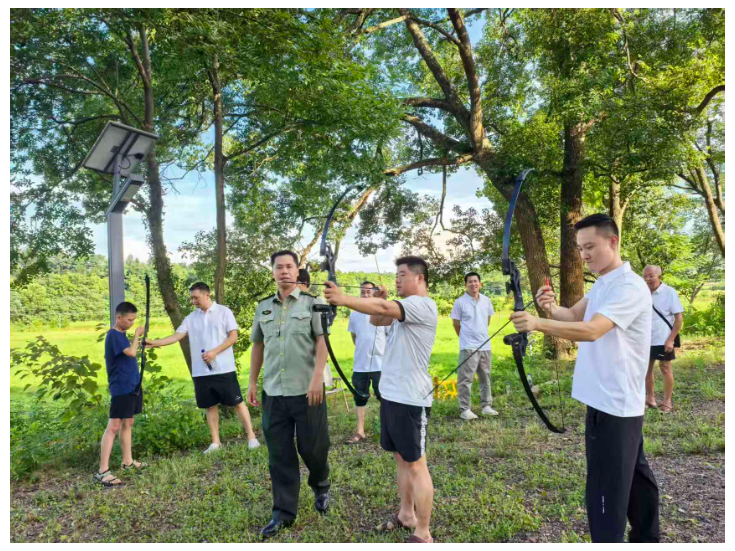 仁湾街道龙江桥村开展庆“八一”双拥主题活动