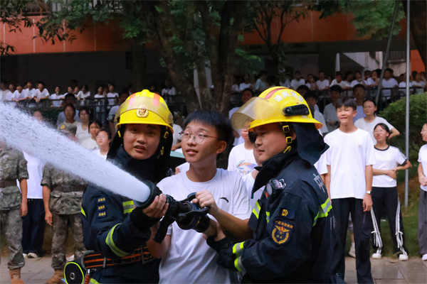 d9dfc44a0998e029b11d352833f9a61f.jpg