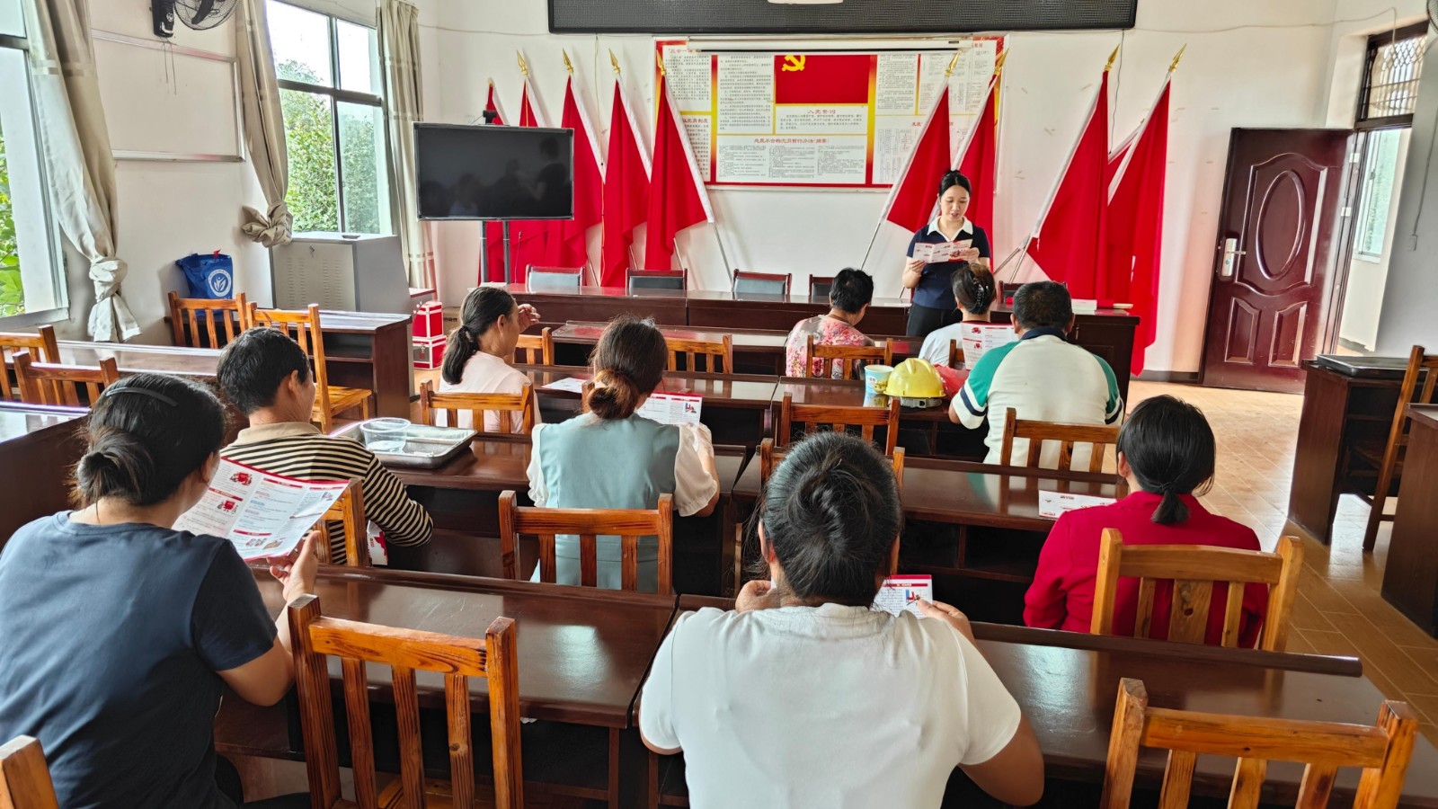 图片4.jpg 图片4.jpg