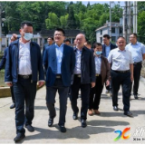 环境整治提升五年行动 |双峰县领导来新学习考察农村人居环境整治提升工作