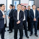 李铁雄 左志锋调研新化高新区建设发展工作
