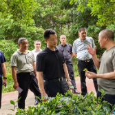 彭韬到枫林街道开展“四下基层”活动并参加党纪学习教育专题学习研讨会