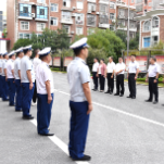 李铁雄走访慰问驻军和消防部门