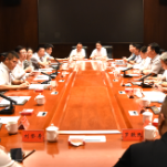 邹文辉与中青旅董事长倪阳平一行举行座谈