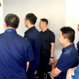 “两重”“两新”送解优专项行动 | 曾斌权开展“两重”“两新”送解优专项行动和国庆节前食品安全检查