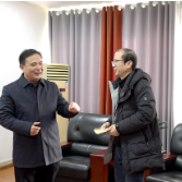 新春送温暖 | 鄢洛阳慰问市级劳模  村干部和困难群众