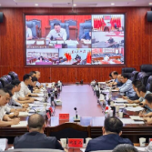 以更强担当 认真较真 推动项目建设提速增效