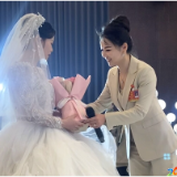 奋进“十五五” 凝“新”向未来 | 新化县“两会”为百姓喜事“让路” 会场与婚宴同映为民初心