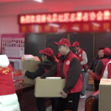 文明新化·你我同行 | 新化县社区志愿者协会与星台（学生）志愿服务队到游家镇捐赠图书