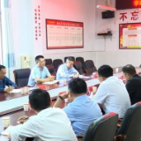 李峰到新化三中调研  深化改革提质效 护航高考保平安