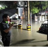 闻“汛”而动显担当 | 曾学良  挨家挨户疏散群众 涉水解救被困居民