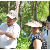 三下乡暑期社会实践 | 湖南中医药大学药学院新化开展产业调研 义诊活动